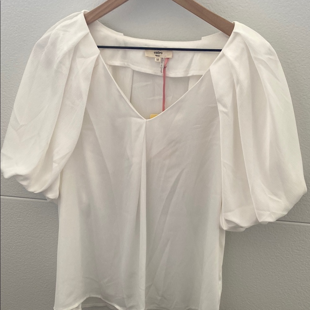 Entro White Puff Sleeve Blouse